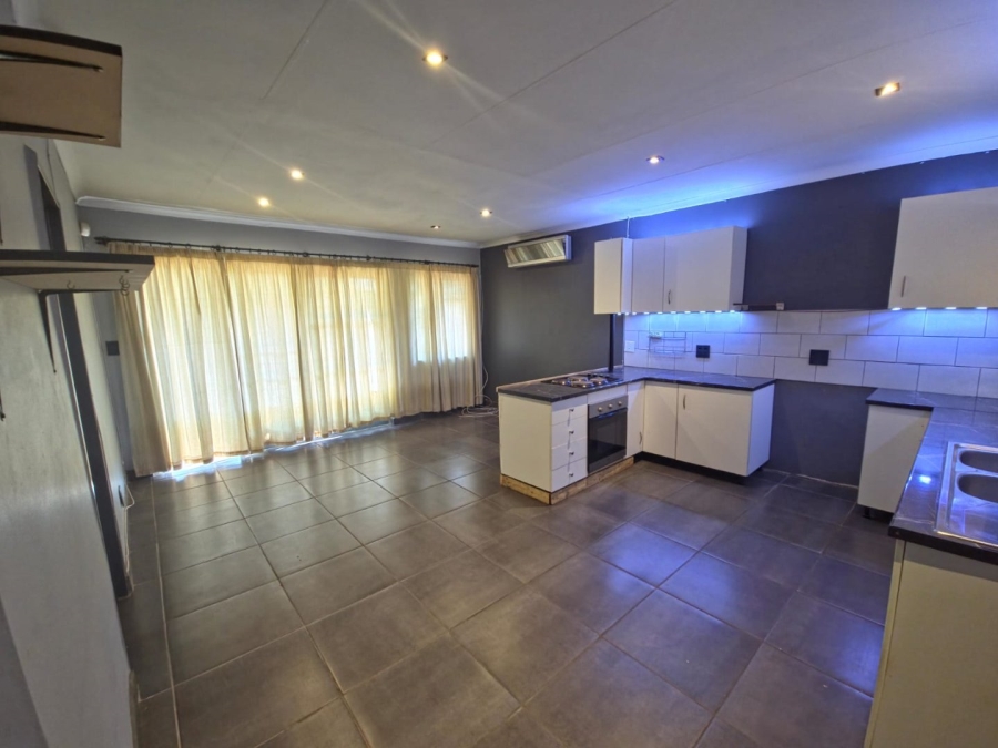 5 Bedroom Property for Sale in Westdene Free State